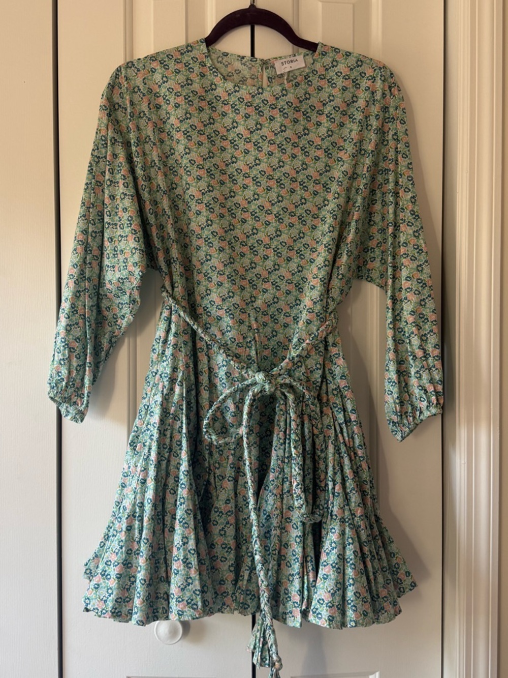 Storia Pastel Floral Shift Dress - Size S (NWT)